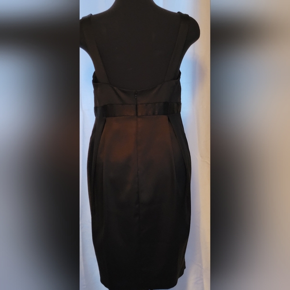 * David Meister Jet Black Satin like fabric mini dress - Picture 4 of 8